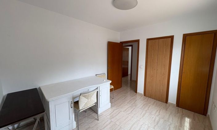 Image No.34-4 Bed Property for sale