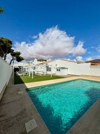 2 Bed Property for sale