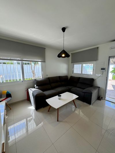 Image No.3-2 Bed Property for sale