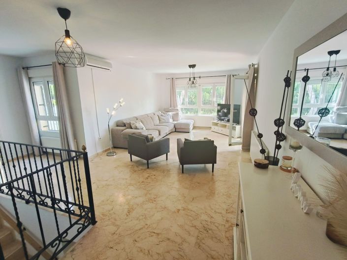 Image No.11-5 Bed Villa for sale