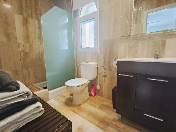 Image No.16-5 Bed Villa for sale