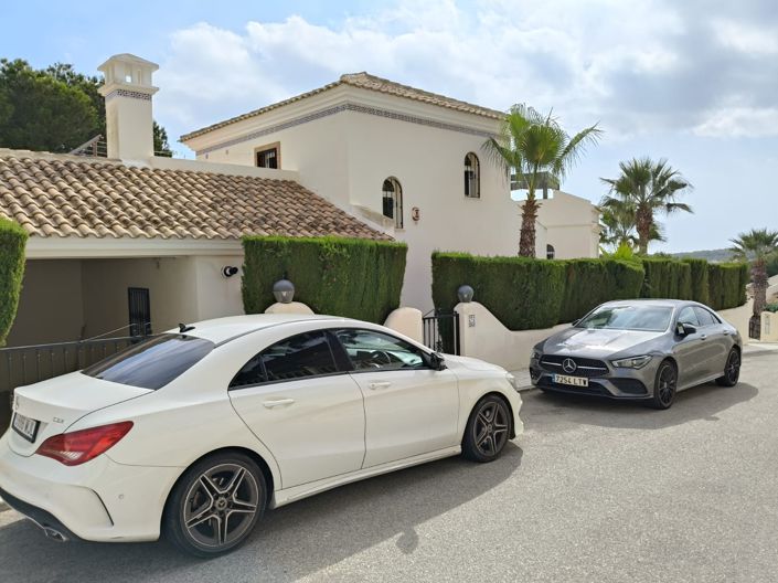 Image No.2-5 Bed Villa for sale