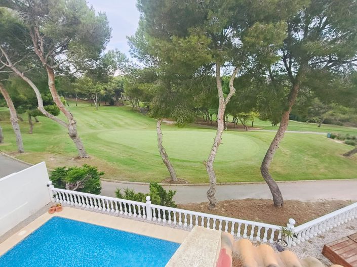 Image No.28-5 Bed Villa for sale