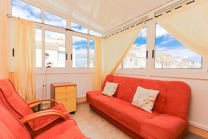 Image No.15-2 Bed Property for sale