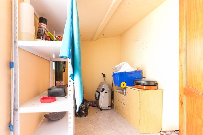 Image No.24-2 Bed Property for sale