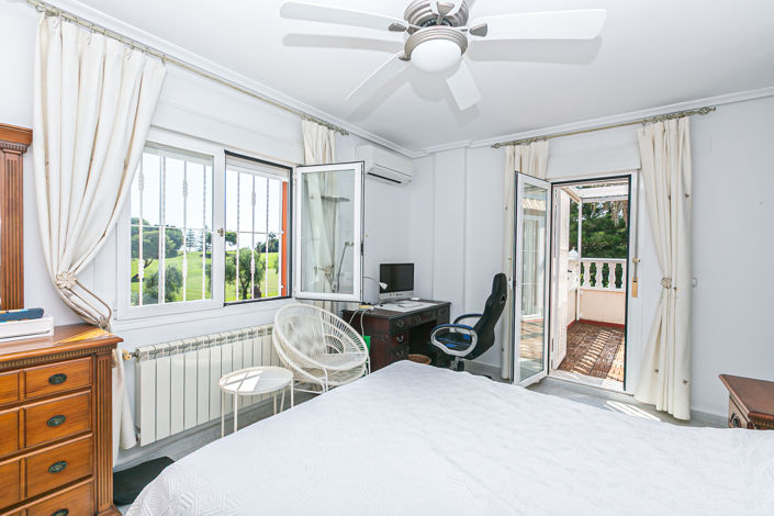 Image No.50-4 Bed Villa for sale