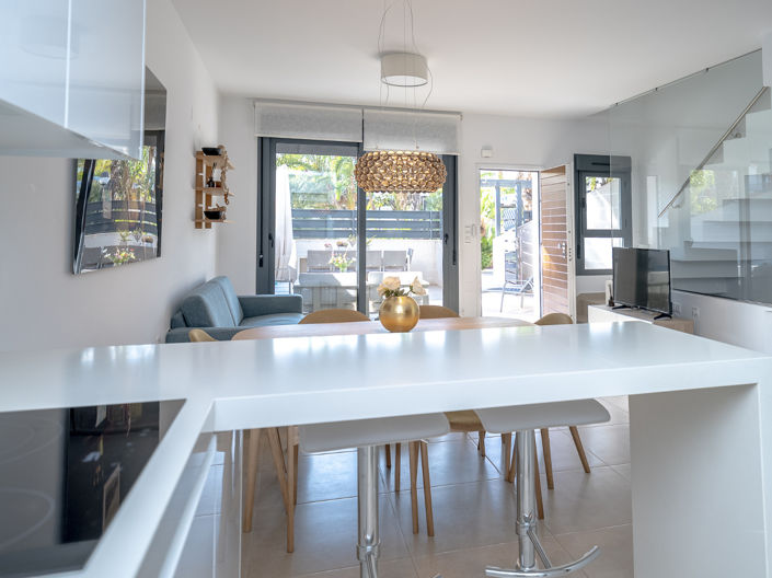 Image No.14-3 Bed Townhouse for sale