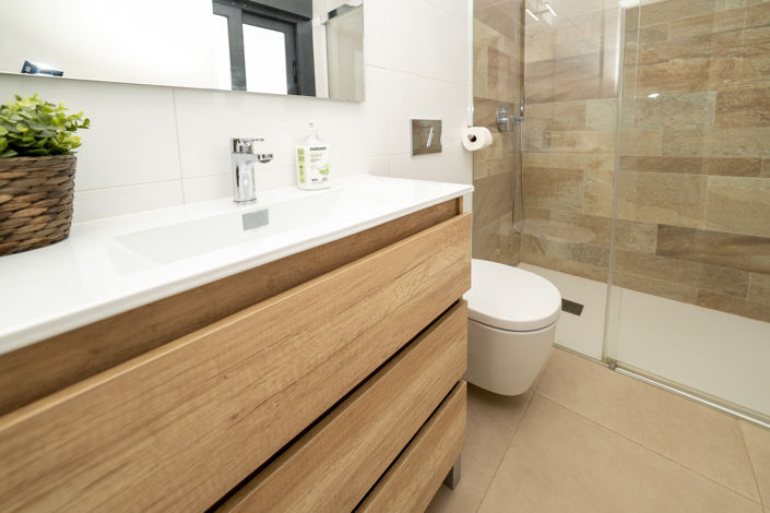 Image No.21-3 Bed Townhouse for sale