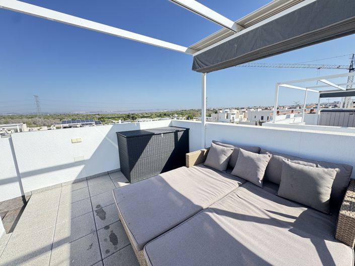 Image No.26-5 Bed Property for sale