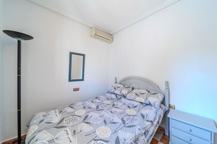 Image No.18-2 Bed Bungalow for sale