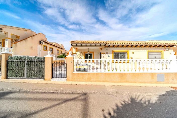 Image No.26-2 Bed Bungalow for sale