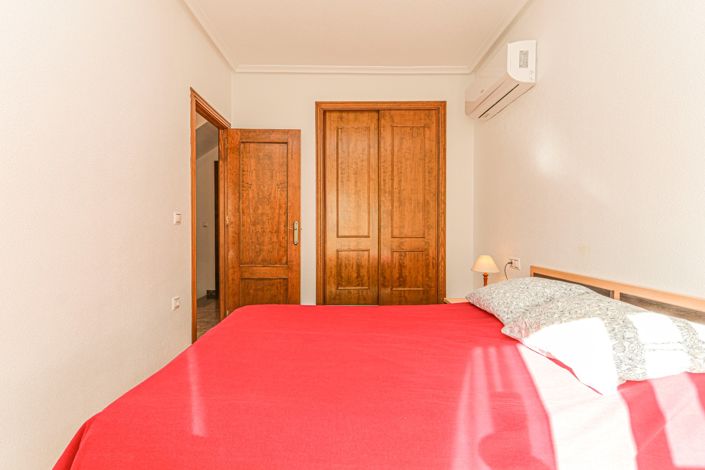 Image No.23-3 Bed Townhouse for sale