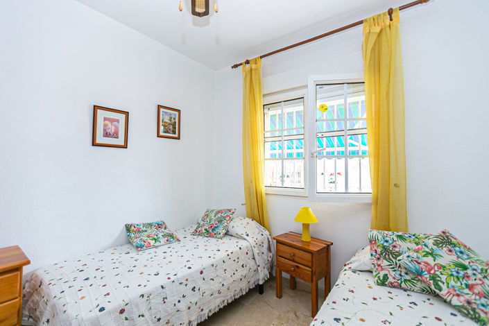 Image No.22-2 Bed Bungalow for sale