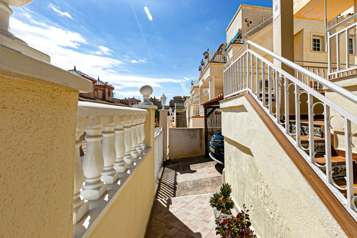 Image No.32-2 Bed Bungalow for sale