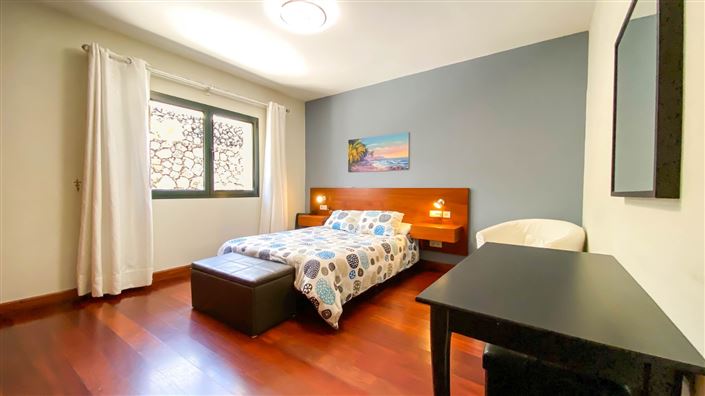 Image No.18-5 Bed Villa for sale