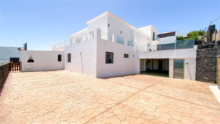 Image No.34-5 Bed Villa for sale