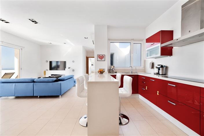 Image No.18-3 Bed Villa for sale