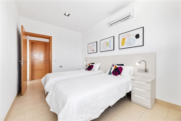 Image No.29-3 Bed Villa for sale