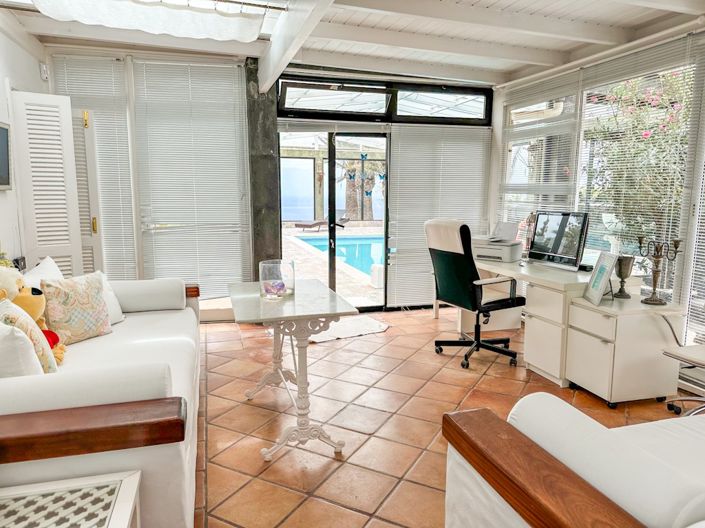 Image No.21-6 Bed Villa for sale