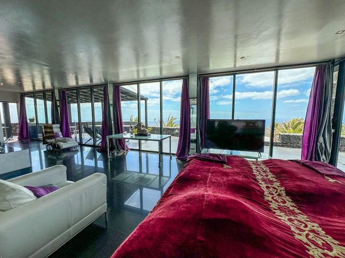 Image No.24-6 Bed Villa for sale