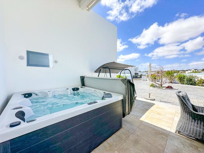 Image No.14-4 Bed Villa for sale