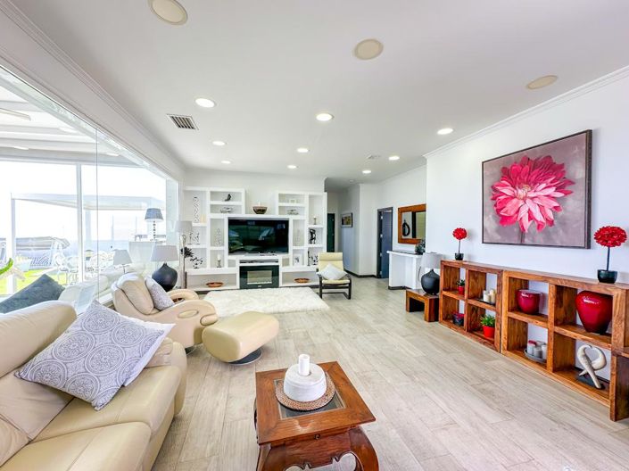 Image No.17-4 Bed Villa for sale