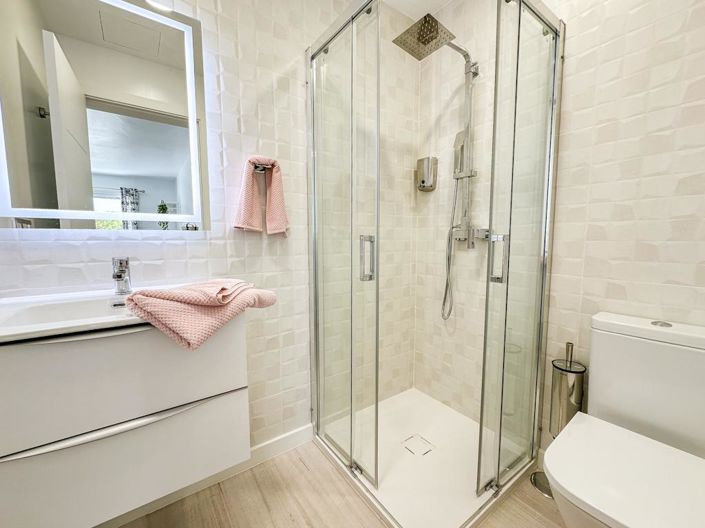 Image No.31-4 Bed Villa for sale