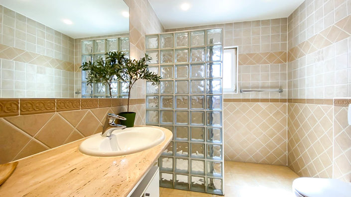 Image No.21-6 Bed Villa for sale