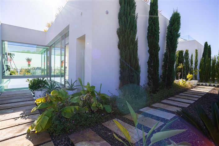 Image No.7-3 Bed Villa for sale