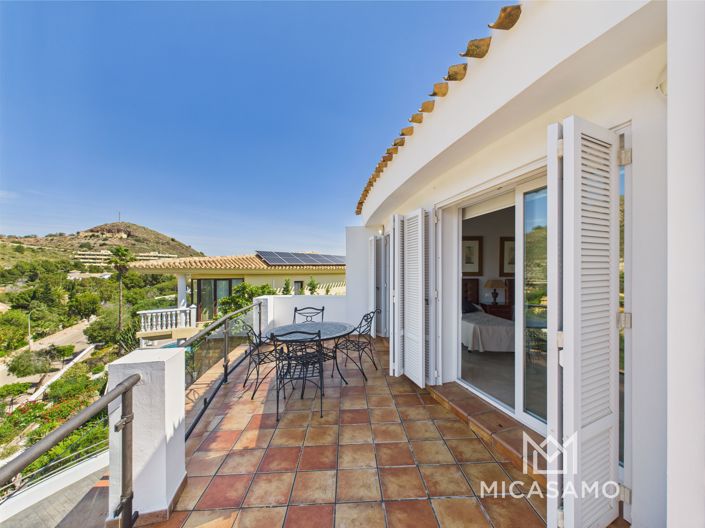 Image No.40-7 Bed Villa for sale