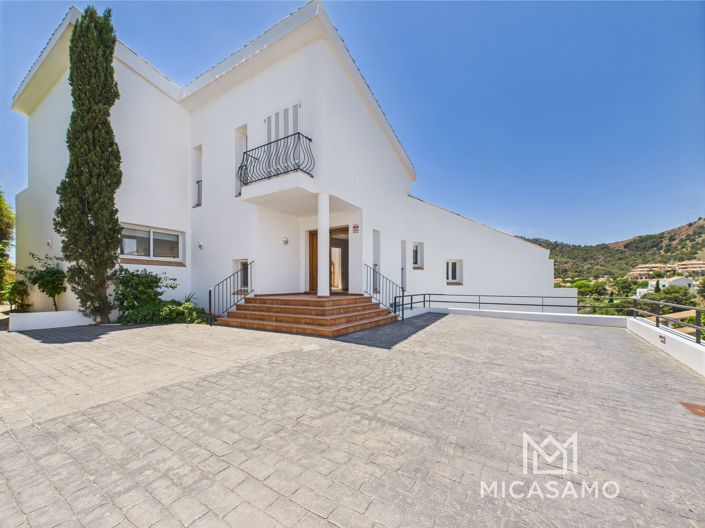 Image No.5-7 Bed Villa for sale