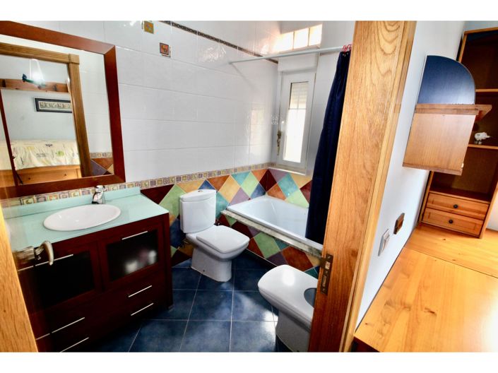 Image No.17-4 Bed Villa for sale