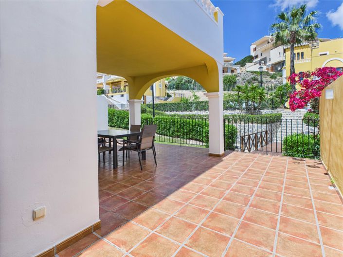 Image No.19-2 Bed Townhouse for sale