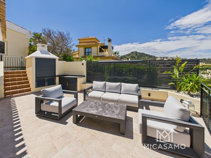 Image No.26-5 Bed Villa for sale