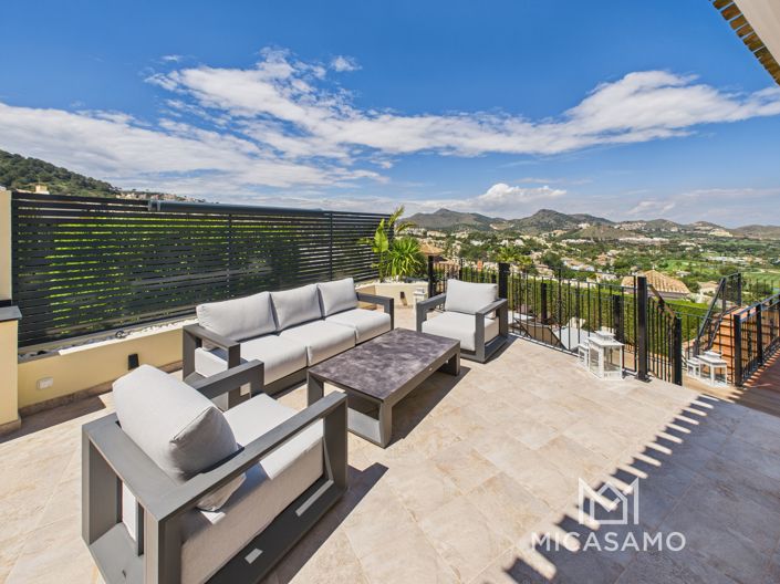 Image No.27-5 Bed Villa for sale