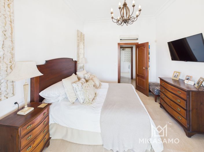 Image No.35-5 Bed Villa for sale