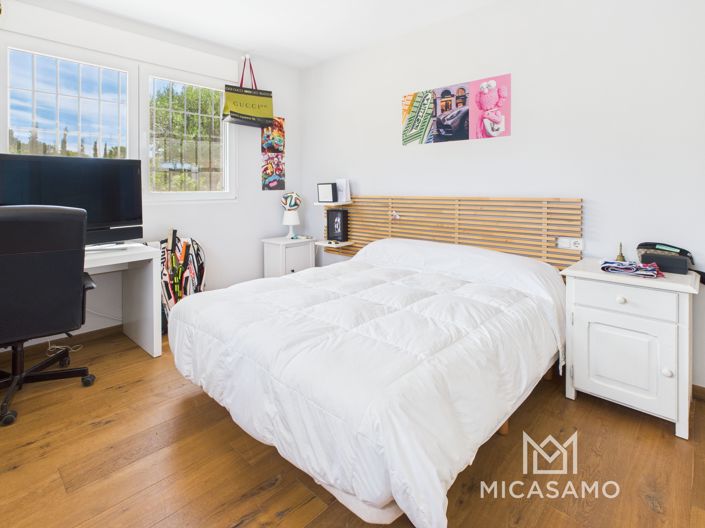 Image No.10-4 Bed Villa for sale