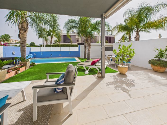 Image No.19-3 Bed Villa for sale