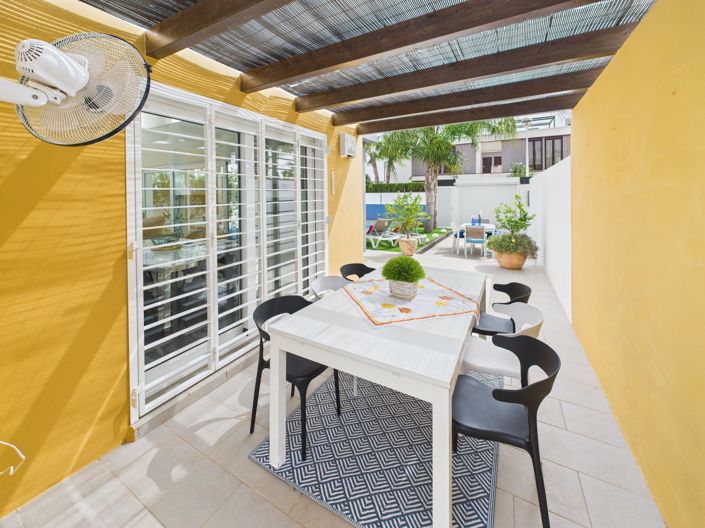 Image No.2-3 Bed Villa for sale