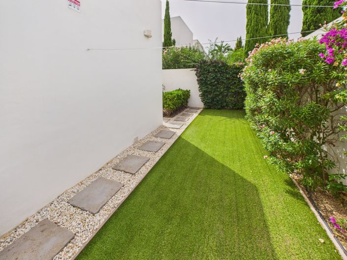 Image No.26-3 Bed Villa for sale