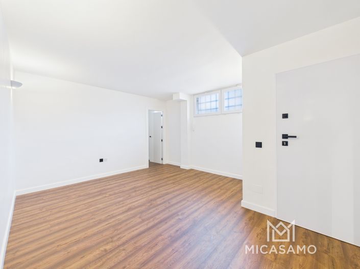 Image No.19-7 Bed Villa for sale