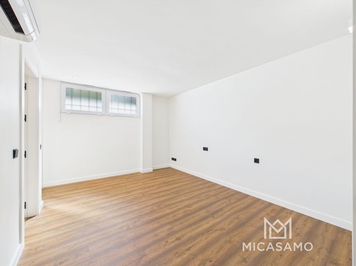 Image No.22-7 Bed Villa for sale