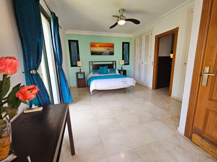 Image No.29-6 Bed Villa for sale