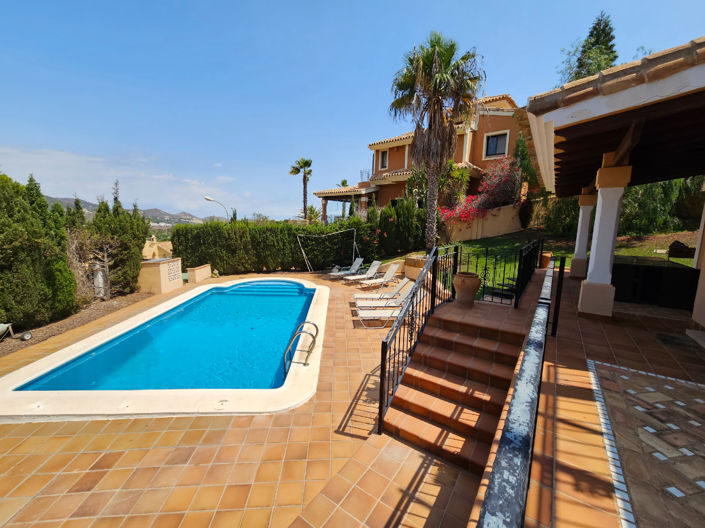 Image No.3-6 Bed Villa for sale