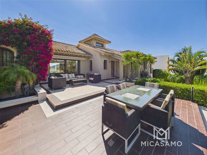 Image No.2-5 Bed Villa for sale