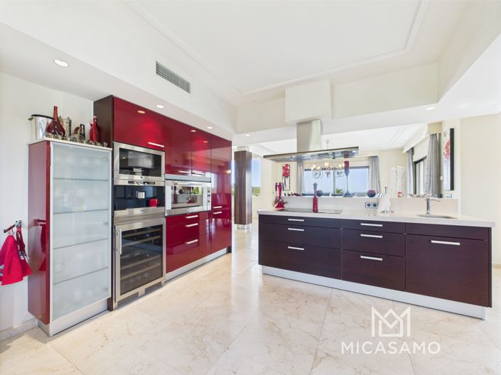 Image No.15-5 Bed Villa for sale