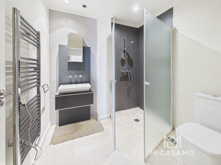 Image No.24-5 Bed Villa for sale