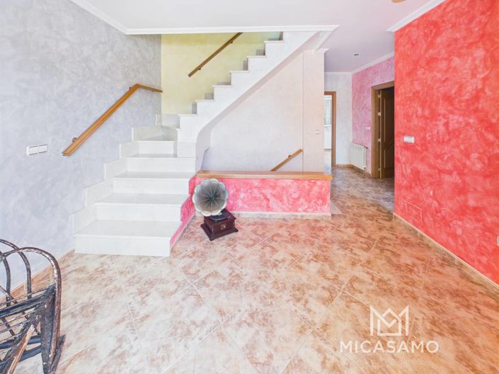 Image No.10-5 Bed Villa for sale