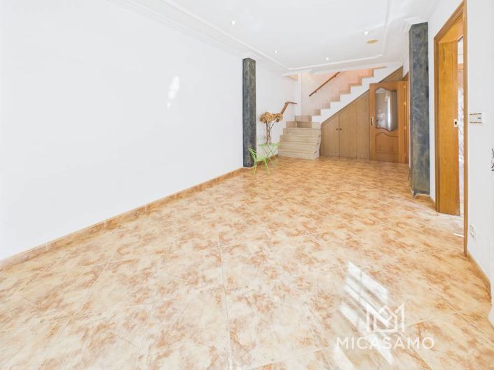 Image No.16-5 Bed Villa for sale