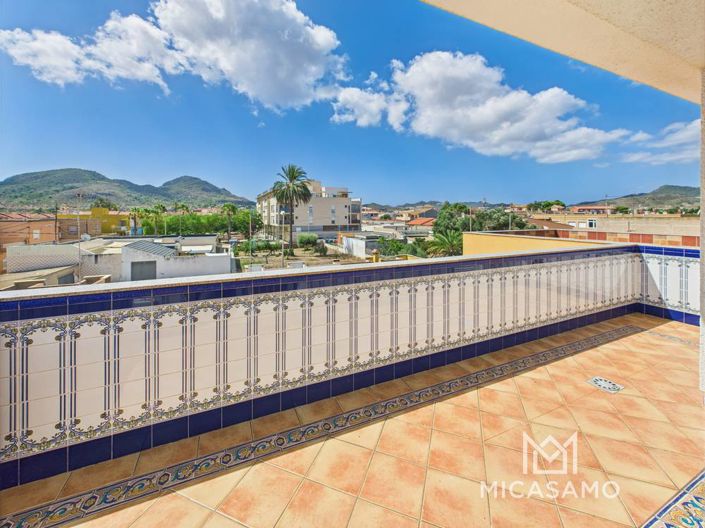 Image No.1-5 Bed Villa for sale